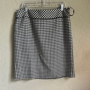 Alex Marie black and white wool blend skirt size 14‎